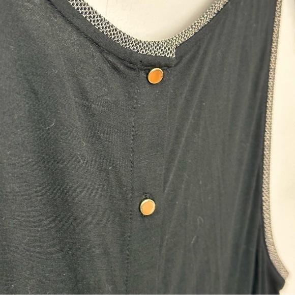 Loft Button Back Dressy Tank Top Black Gold Metallic Trim Lightweight - Picture 3 of 5